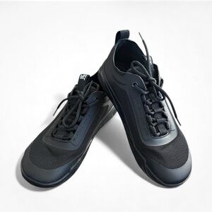 1Hund Aerolux Lite Barefoot in Noir Size 9.5-10